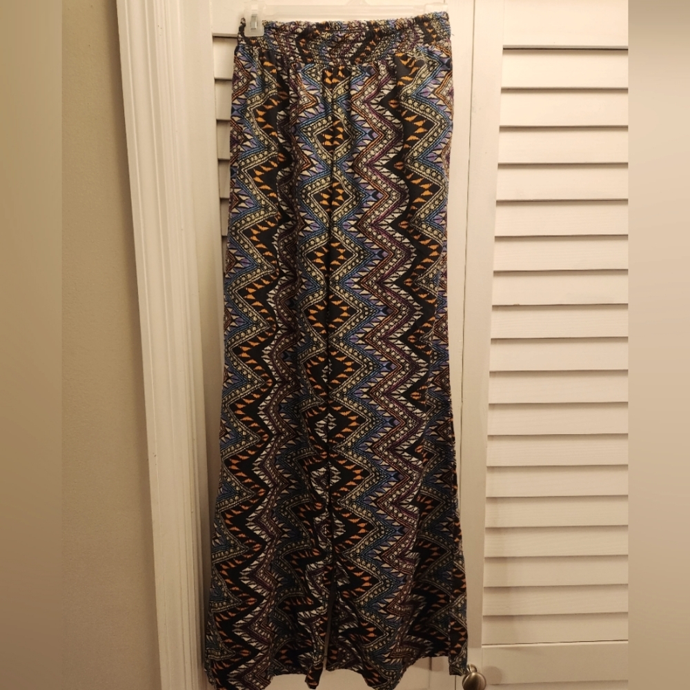 Flowy pants, size small